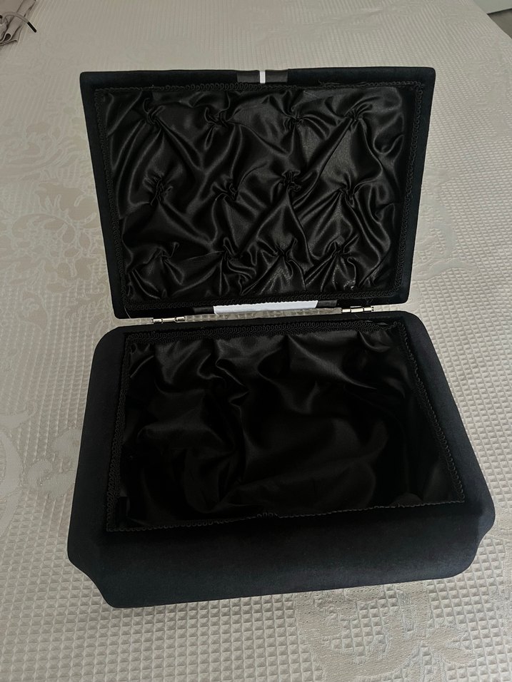 Düğün İçin Siyah Klasik Düğmeli Tuxedo Kutusu - Görsel 3