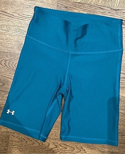 Under armour spor taytı