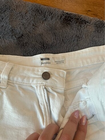 Bershka Ekru kot şort