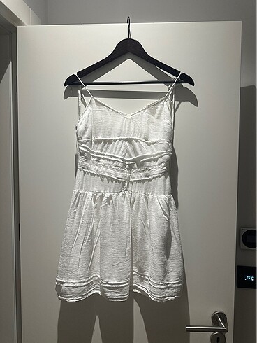Bershka elbise