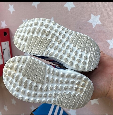 22 Beden mavi Renk Orijinal Adidas ayakkabı