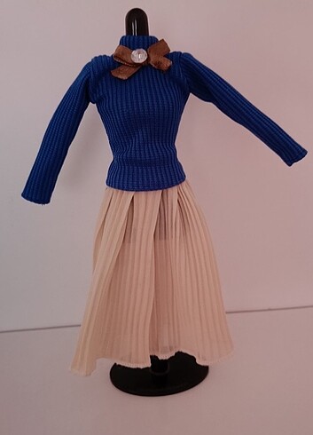 Barbie'nin bebek elbisesi
