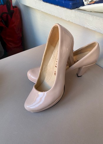 Bej Platform Topuklu Kadın Stiletto