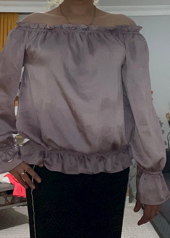 Uzun Kollu Fırfırlı Kayık Yaka Bluz - Görsel 2