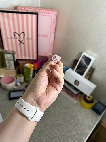 Avon AVON RUJ