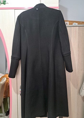 Uzun Siyah Düğmeli Goth Kadın Kaban - Görsel 3