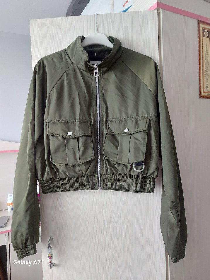 Kısa Haki Kadın Ceket - Görsel 2