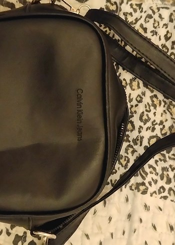 Calvin Klein Calvin Klein Jeans Kadın Deri Çapraz Çanta