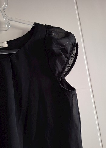 Siyah Pilili Kolsuz Kadın Bluz - Görsel 3