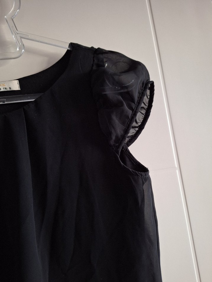 Siyah Pilili Kolsuz Kadın Bluz - Görsel 3