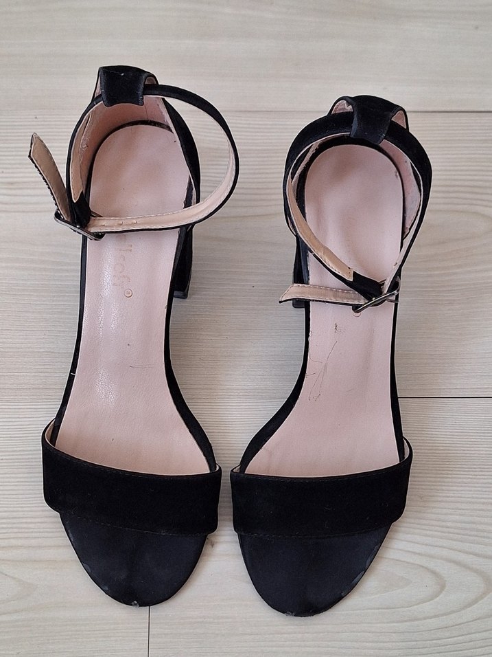 Siyah topuklu ayakkabı - Görsel 5