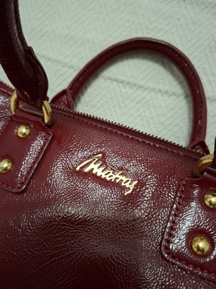 Matraş Bordo Parlak Deri Kadın Çanta Orijinal - Görsel 3