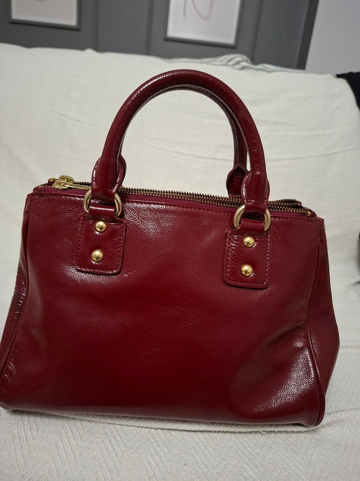 Matraş Bordo Parlak Deri Kadın Çanta Orijinal - Görsel 4