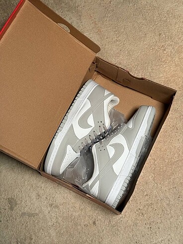 39 Beden Nike Dunk Low Gri