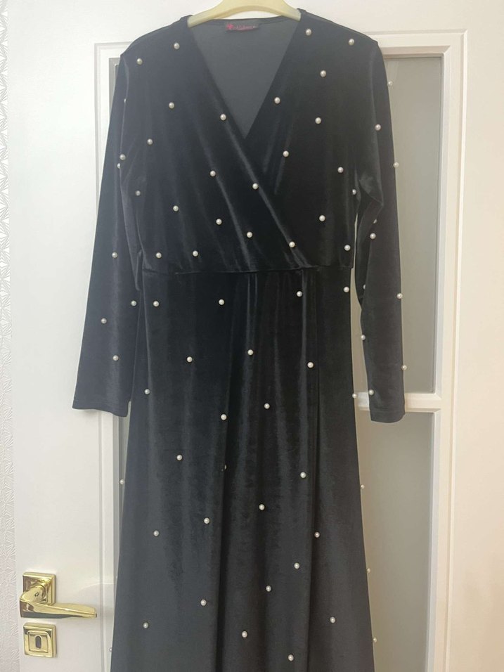 Uzun Kollu Siyah İnci İşlemeli Uzun Elbise - Görsel 2