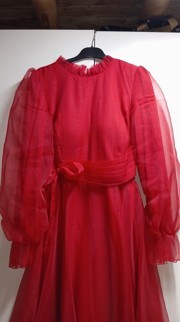 Uzun Kırmızı  Düğün Elbisesi - Görsel 4