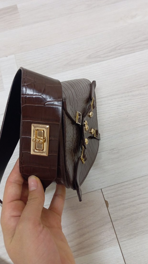 Kahverengi Deri Kemerli Vintage Kadın Çanta - Görsel 3