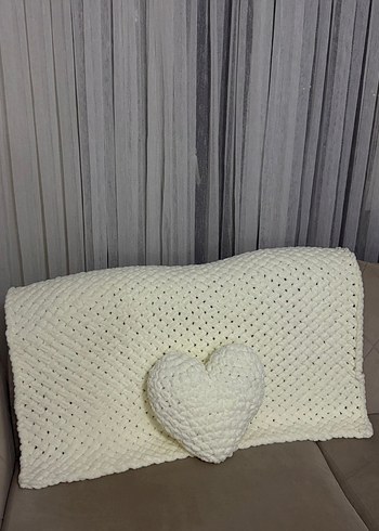 Beyaz Örme Çocuk Battaniyesi - Görsel 2