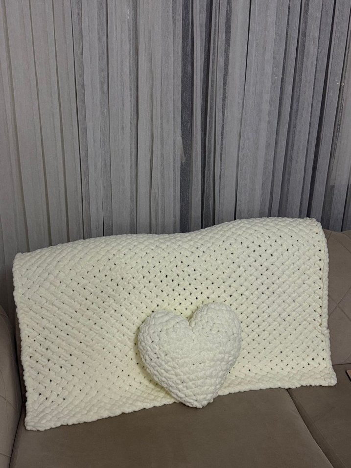 Beyaz Örme Çocuk Battaniyesi - Görsel 2