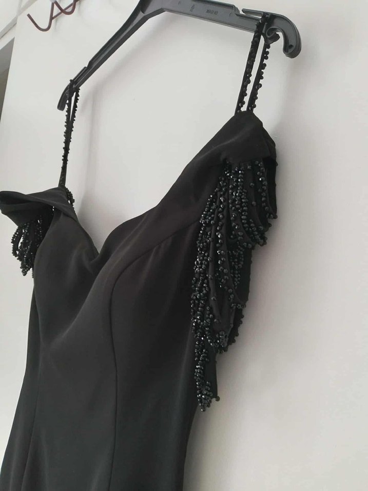 Drapeli V Yakalı Siyah Gotik Abiye Elbise - Görsel 3