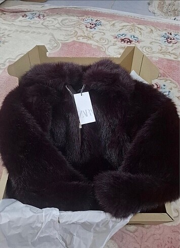 Zara Zara bordo kürk etiketli