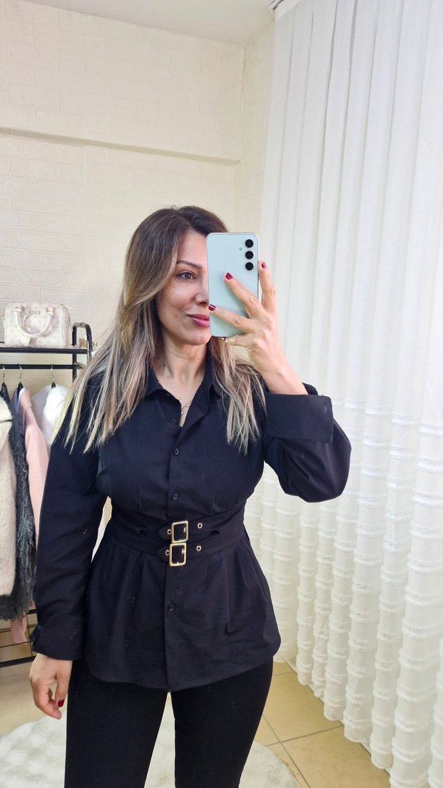 Kemer Detaylı Siyah Kadın Gömlek. S.M.L bedenler mevcut - Görsel 2