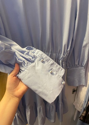 Mavi bel detaylı fırfırlı gömlek - Görsel 2