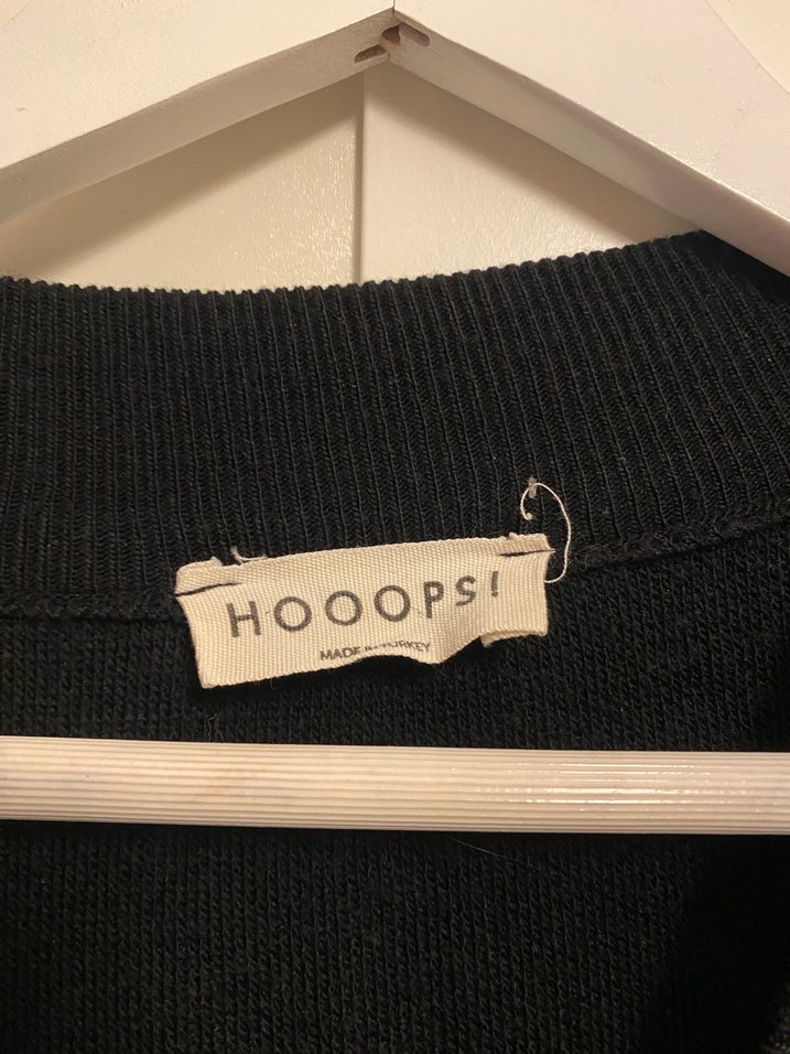 Siyah V Yaka Kemerli Triko Elbise - Görsel 3