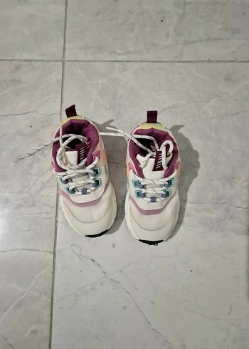 Zara Renkli Bağcıklı Kız Çocuk Spor Ayakkabı