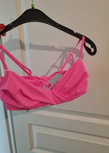 Pembe Drapeli Mini Bikini Üstü - Görsel 3
