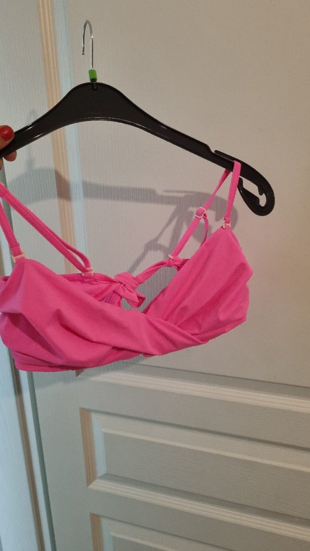 Pembe Drapeli Mini Bikini Üstü - Görsel 3