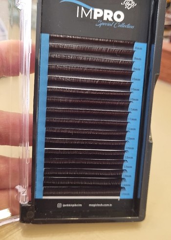 IMPRO Smokey Kahverengi Takma Kirpik Seti - Görsel 4