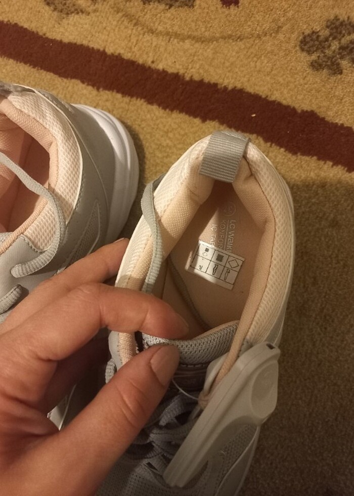 Kadın spor ayakkabı - Görsel 2