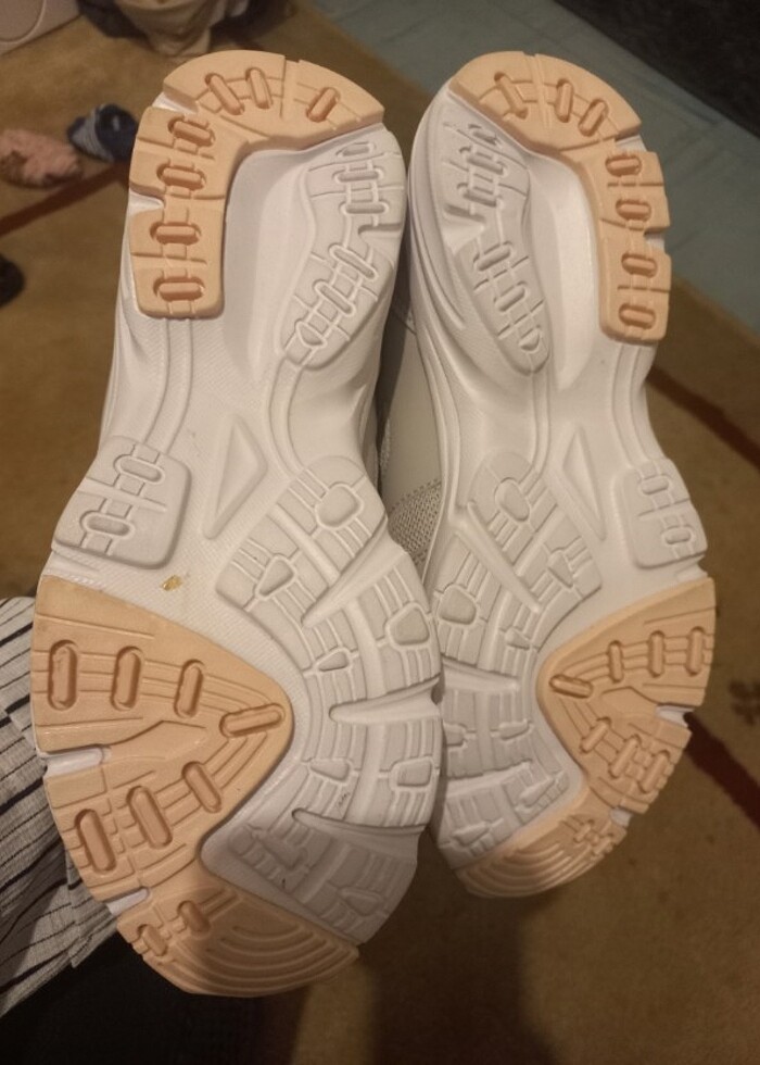 Kadın spor ayakkabı - Görsel 3