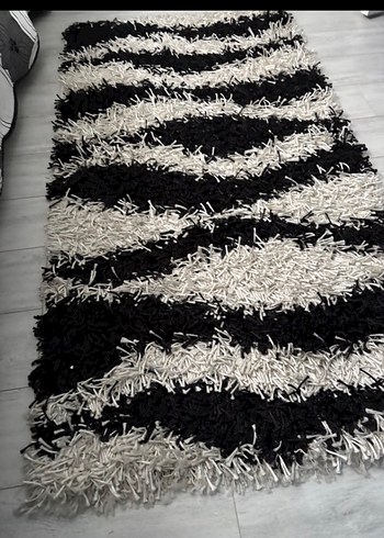 Zebra Desenli Siyah beyaz Halı - Görsel 2