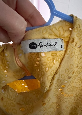 Sarı Nakışlı Uzun Bohem Elbise - Görsel 3