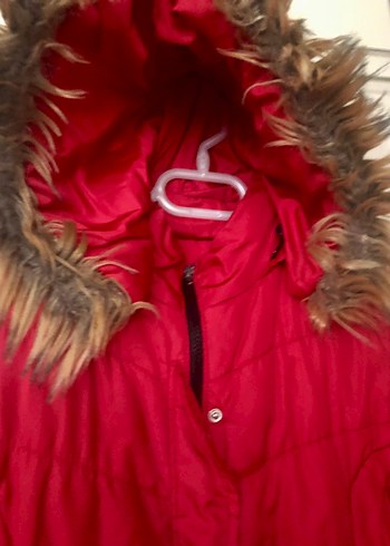 Şapkası kürklü içi tüylü sıcacık tutan Kırmızı çocuk  Kış Montu - Görsel 3