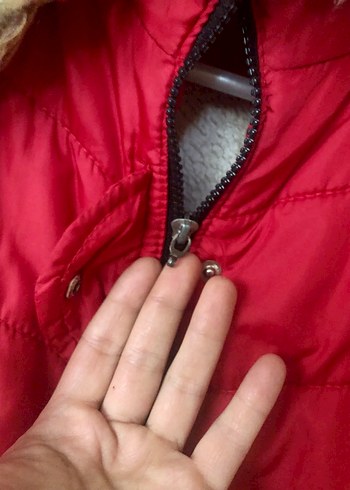 Şapkası kürklü içi tüylü sıcacık tutan Kırmızı çocuk  Kış Montu - Görsel 5