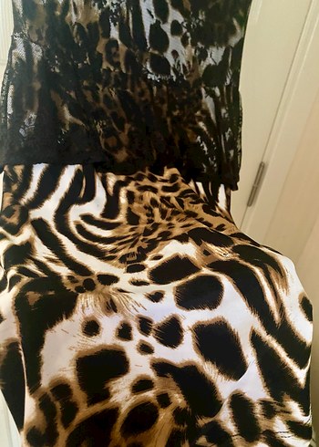 Kadın leopar elbise ve kadın taşlı leopar çanta - Görsel 4