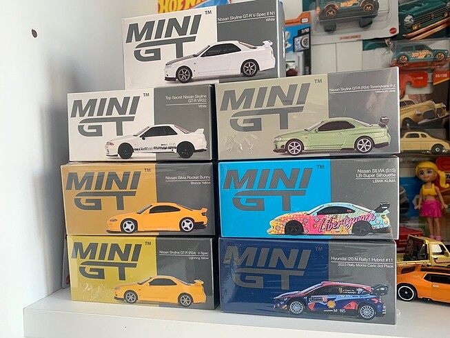  Mini GT