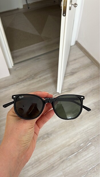 Ray-Ban Güneş Gözlüğü