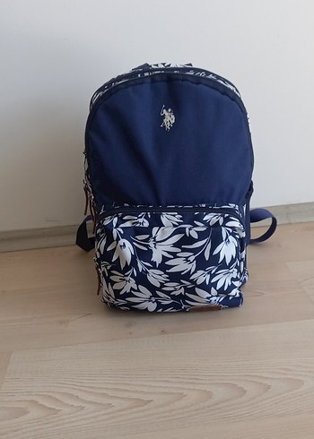 Koyu Mavi Çiçek Desenli Çocuk Okul Çantası.polo markalı