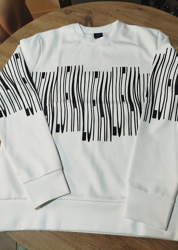 Lufian Siyah Beyaz Cizgili Rahat Bisiklet Yaka Sweatshirt