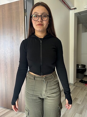 Crop hırka