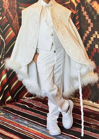 Beyaz İşlemeli Sünnet Çocuk Takımı - Görsel 2