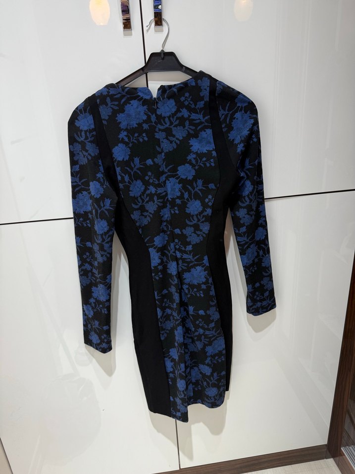 Uzun Kollu, V Yakalı Mavi Desenli Kadın Elbise - Görsel 2