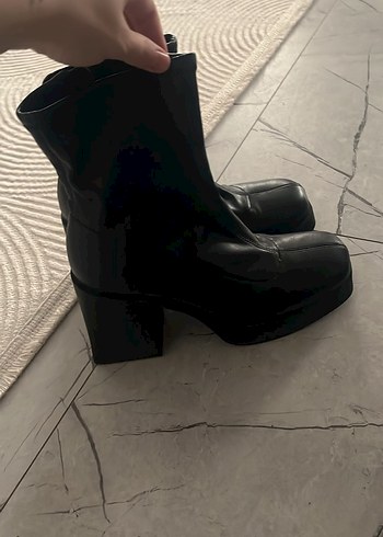 Stradivarius ürünü