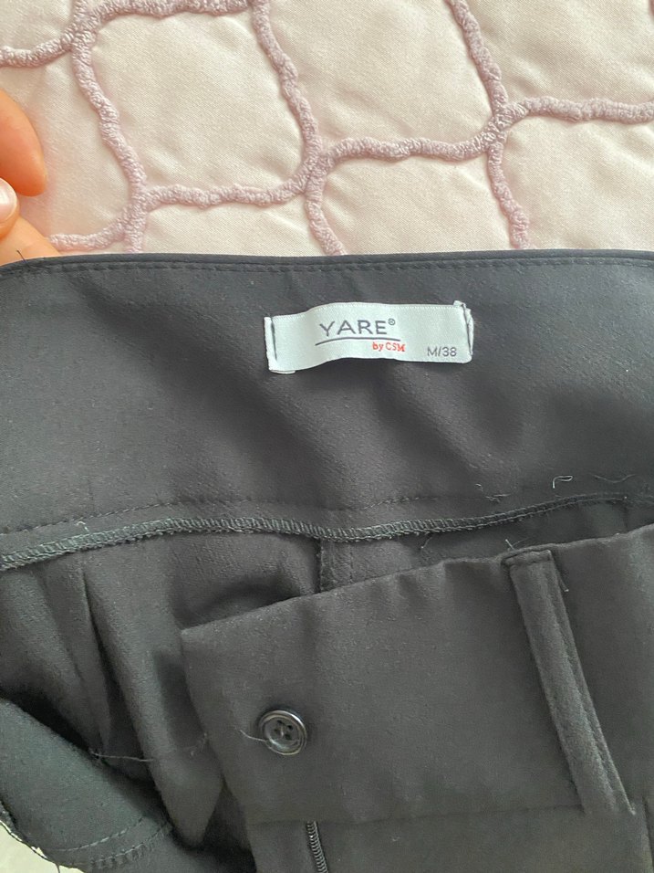 Düğmeli Siyah Kadın Kumaş Pantolon - Görsel 2