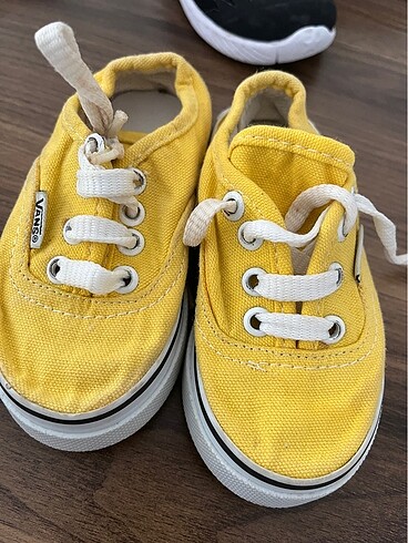 21 Beden sarı Renk Vans ayakkabı