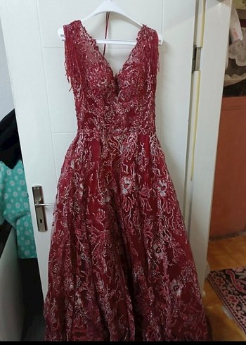 Bordo Nakışlı Dantel Detaylı Uzun Elbise